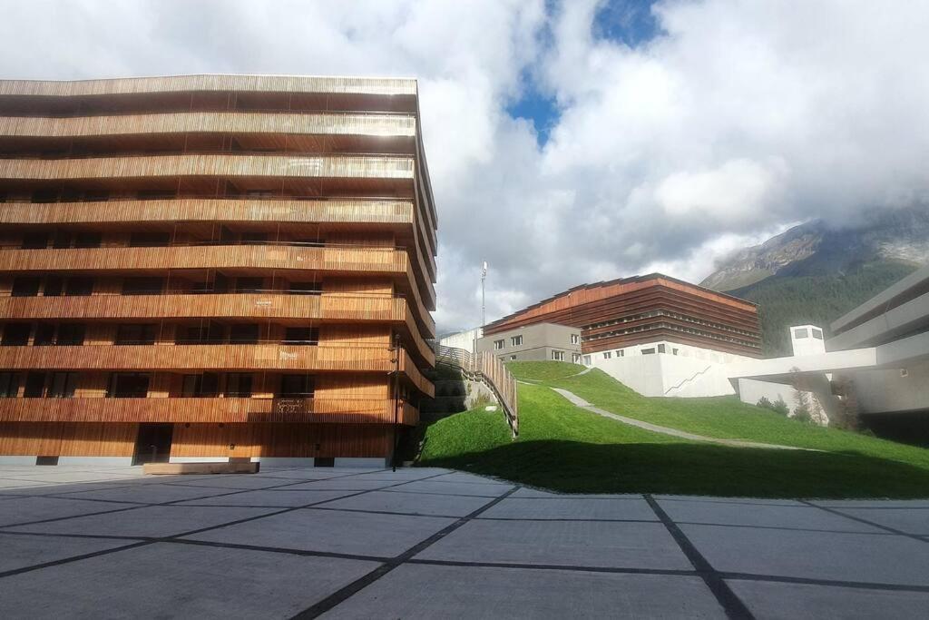 2.5 Room Apartment In Center Of Flims. Ski In/Out Buitenkant foto